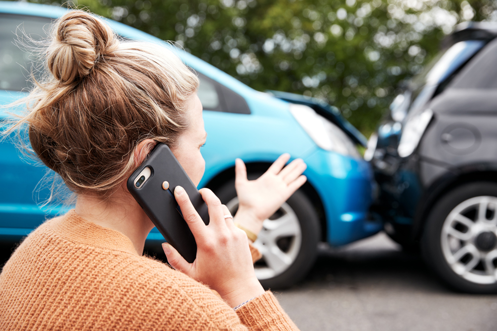 At What Point Should I Contact My Insurance Company After a Car Accident?